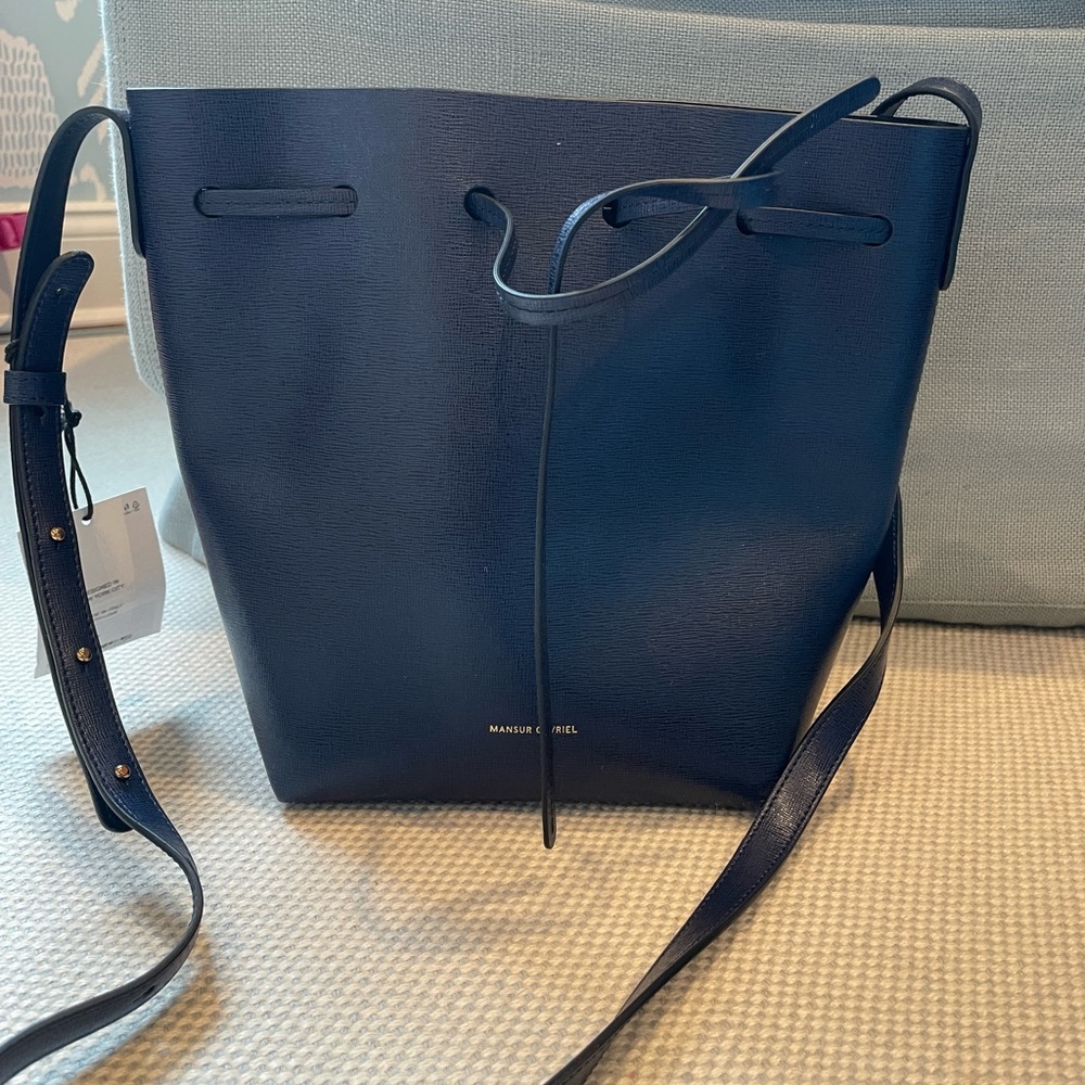 Mansur Gavriel mini bucket bag in navy. NWT